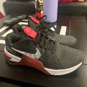 Nike Black and Red women’s shoes size 4.5